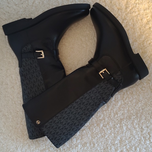 Michael Kors Black Knee-High Boots. Size 5 M - Picture 7 of 9